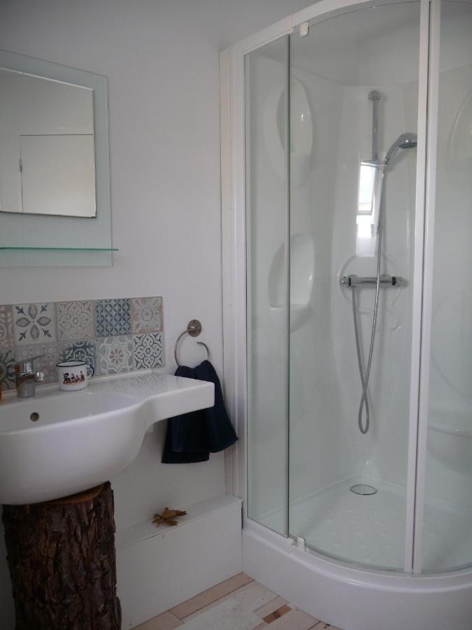 Bretagne Chambre D'Hotes Suite 53M2 Et Caravane Vintage Avec Cuisine Et Salle De Bains Privees Brittany B&B 53M2 Suite And Vintage Caravan Glamping With Private Kitchen And Bathroom Pleumeur-Gautier Luaran gambar