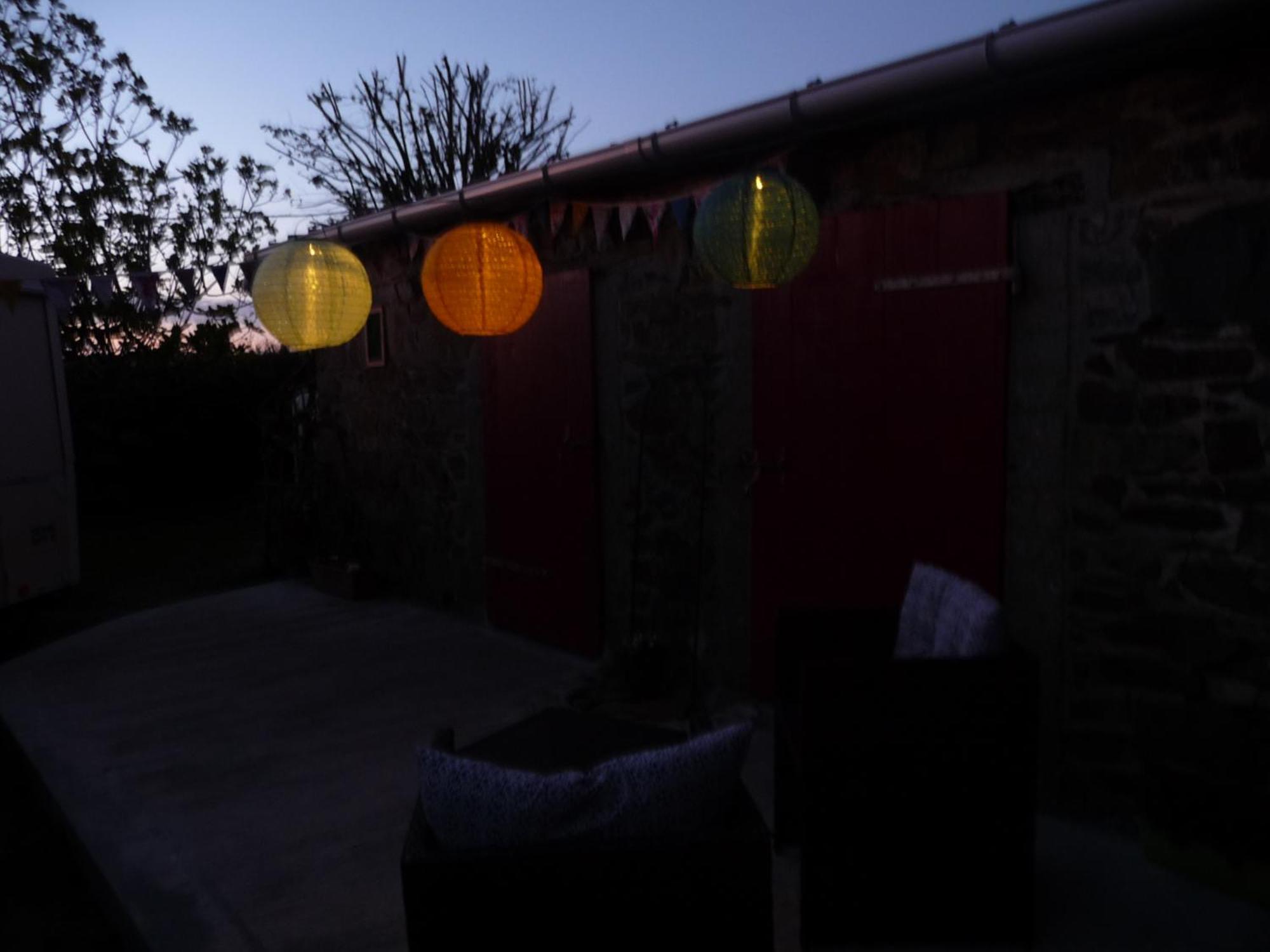 Bretagne Chambre D'Hotes Suite 53M2 Et Caravane Vintage Avec Cuisine Et Salle De Bains Privees Brittany B&B 53M2 Suite And Vintage Caravan Glamping With Private Kitchen And Bathroom Pleumeur-Gautier Luaran gambar